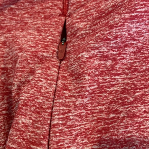 Lululemon Run Briskly half-zip, red, size 8 - Picture 7 of 8
